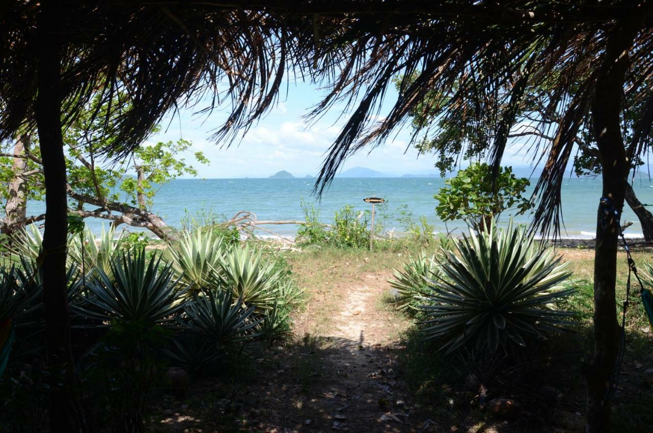 Hotel Reggae Island Private Island Koh Phayam Exteriér fotografie