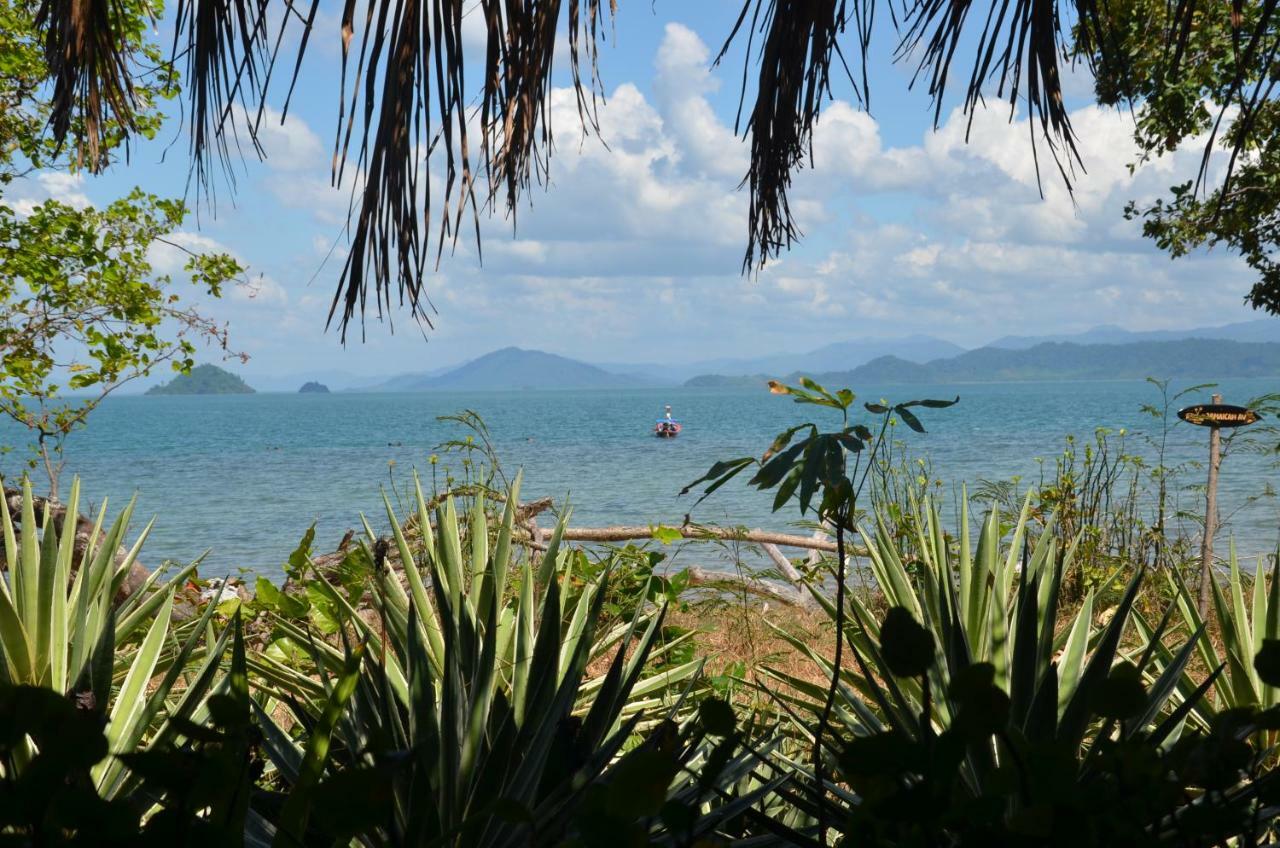 Hotel Reggae Island Private Island Koh Phayam Exteriér fotografie