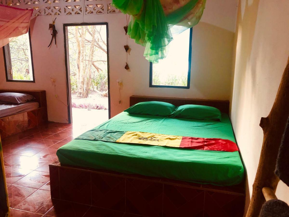 Hotel Reggae Island Private Island Koh Phayam Exteriér fotografie